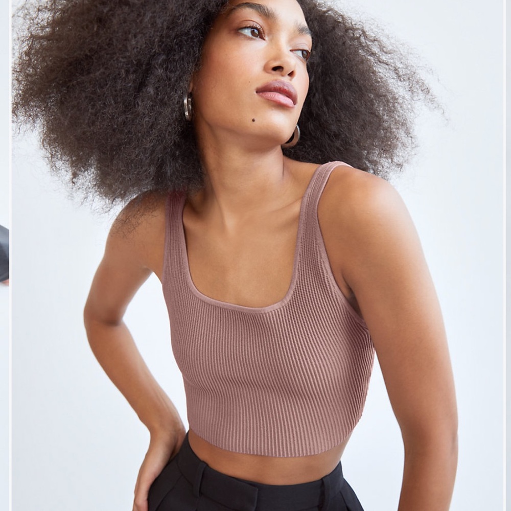 Babaton Sculpt Knit Crop Tank. Size XXS.